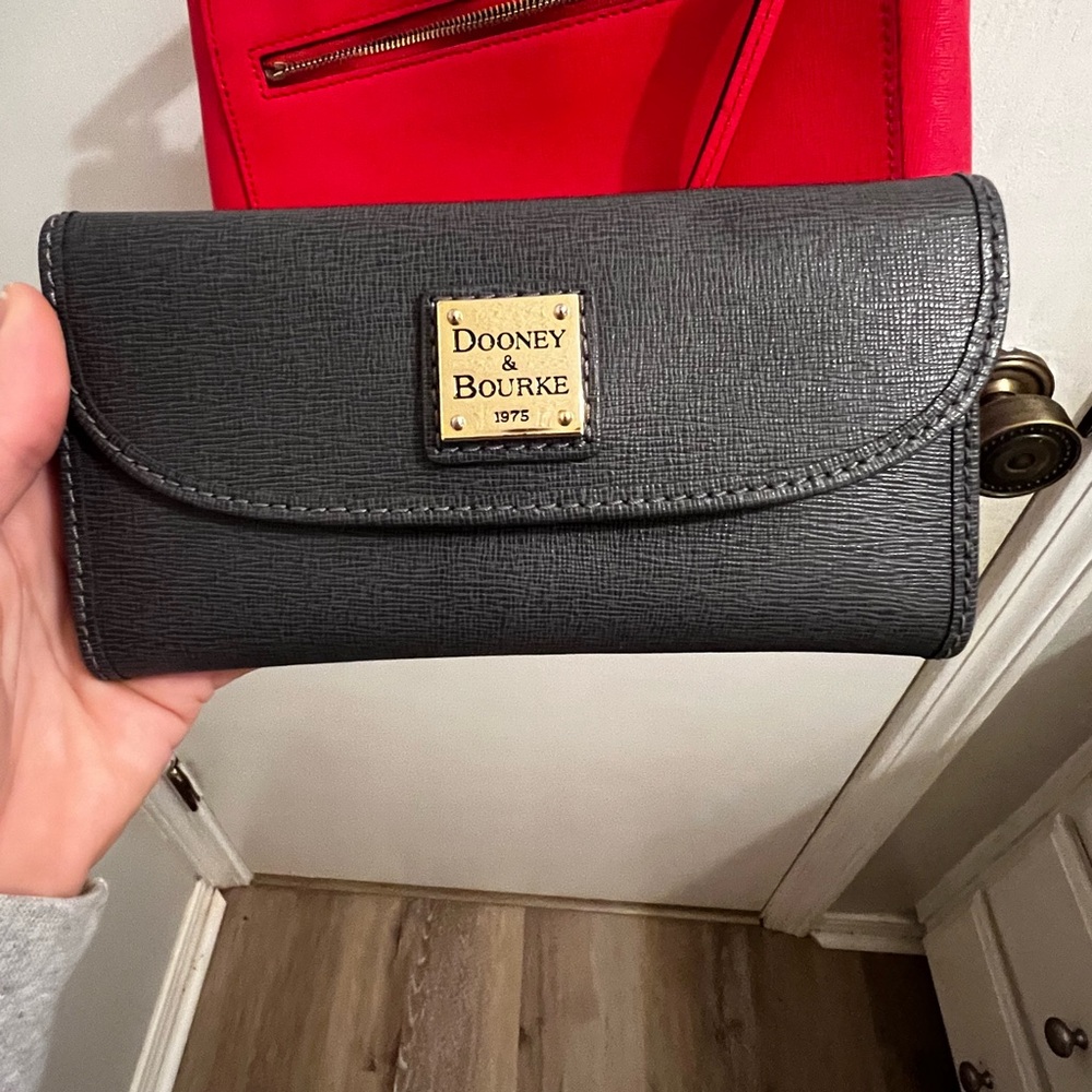 Dooney & Bourke Grey Women's Wallet